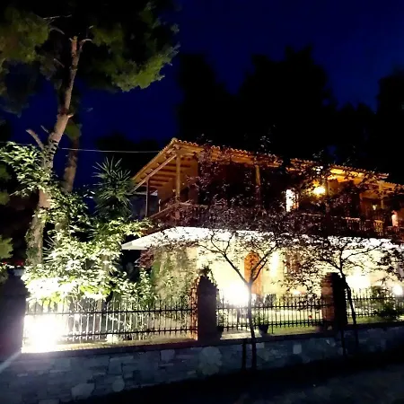 Wood And Stone * Sani (Chalkidiki)