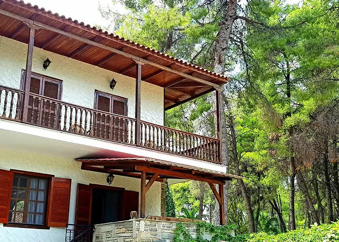 Wood And Stone * Sani (Chalkidiki)